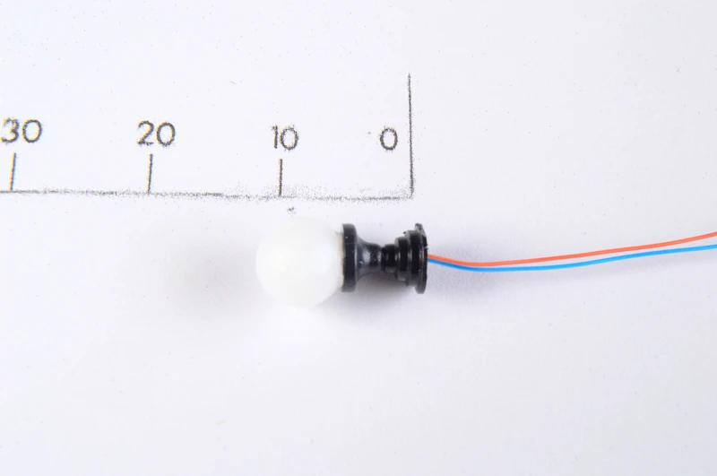 LED-Kugelleuchte H0