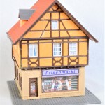 Fachwerkhaus mit Laden