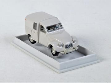 Citroen 2 CV AZ Automodell