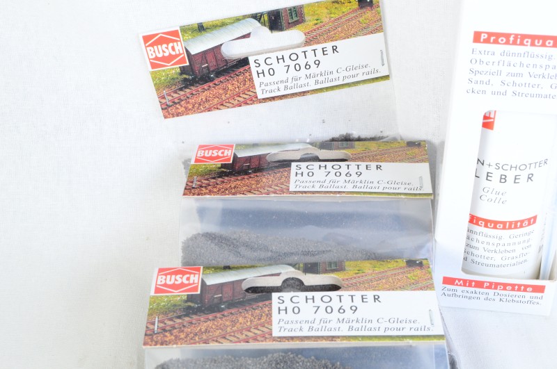 Schotter + Kleber-Kombi