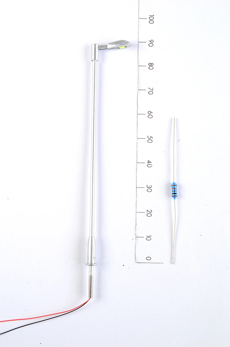 LED-Strassenleuchte modern, silbern, H0
