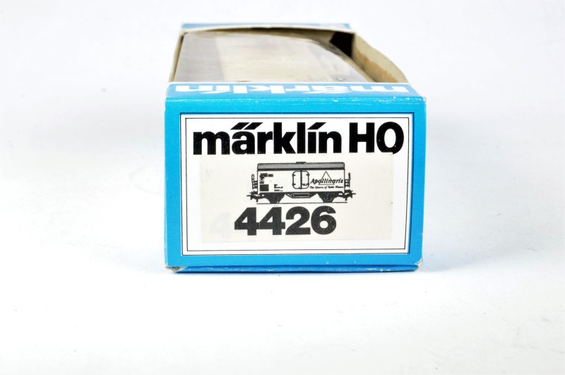 Märklin gedeckter Güterwagen APOLLINARIS